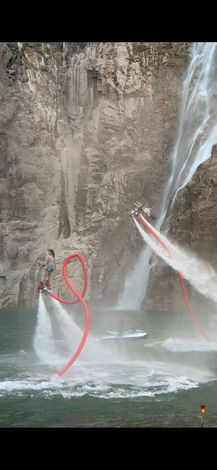 水上飞人